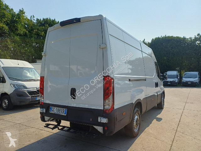 Furgoneta Iveco DAILY 35S14A8