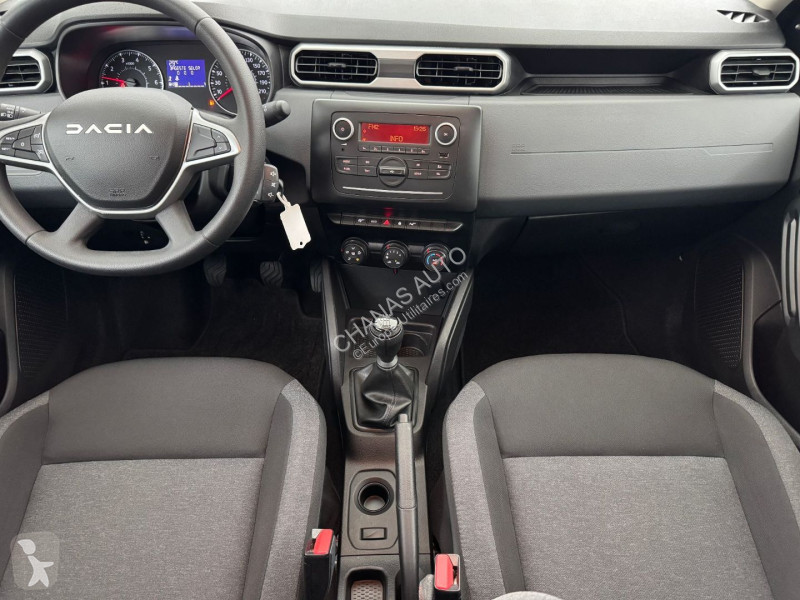 Véhicule utilitaire Dacia 1.0 TCe 90 Essentiel