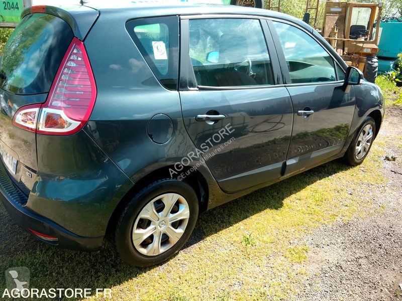 Véhicule utilitaire Renault MEGANE