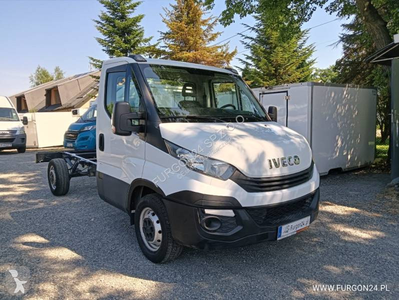 Лекотоварен автомобил Iveco