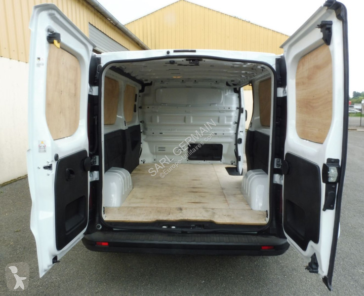 Furgoneta Renault TRAFIC III FG L2H1 1300 2.0...