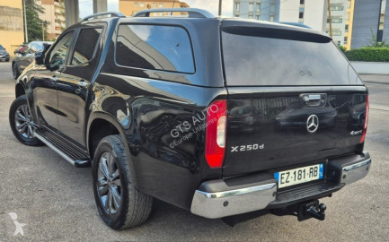 Pick up Mercedes