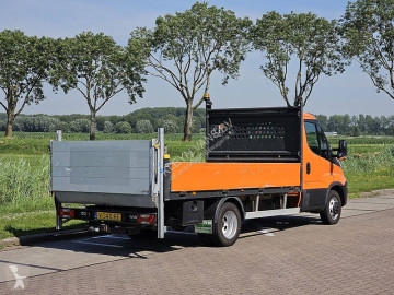 Caja abierta Iveco