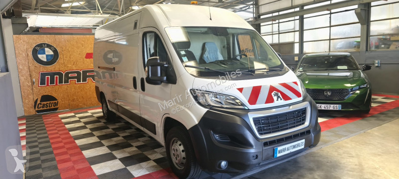 Véhicule utilitaire Peugeot BOXER FG