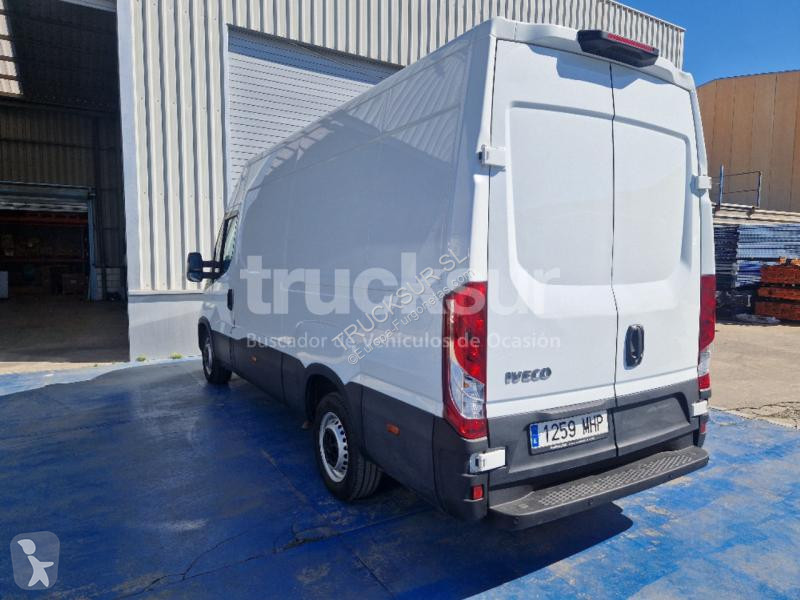 Furgoneta Iveco  DAILY 35S16 12M3