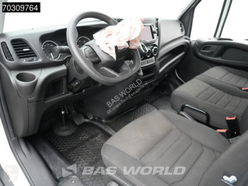 عربة نفعية مقفلة Iveco