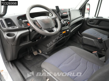 Utilitaire plateau Iveco