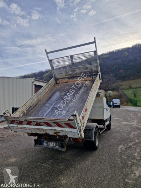 Nyttofordon Iveco IVECO 35C11 benne 35J11B33A