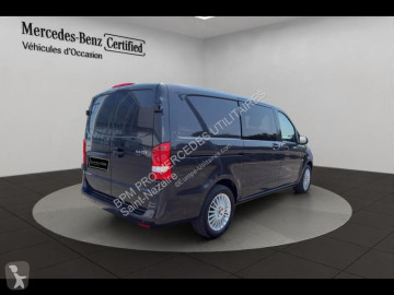 Fourgon utilitaire Mercedes