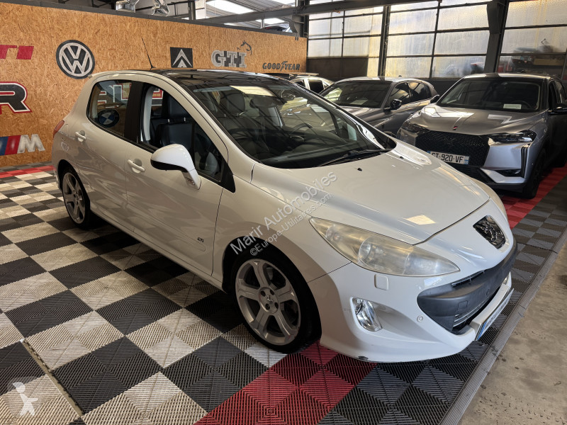 عربة نفعية Peugeot 308