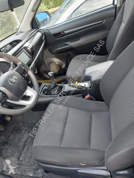 Samochód dostawczy Toyota  Vehicle Light 4x4...