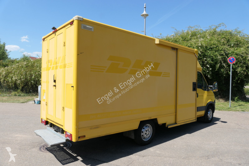 Iveco Daily 35 S11 C30C AUTOMATIK KAMERA Regale...