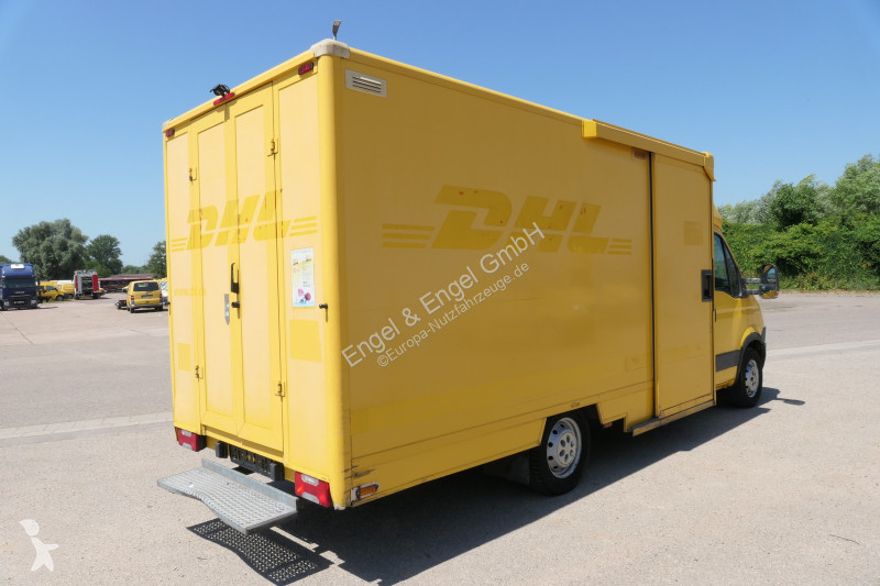 Iveco Daily 35 S11 C30C AUTOMATIK KAMERA Regale...