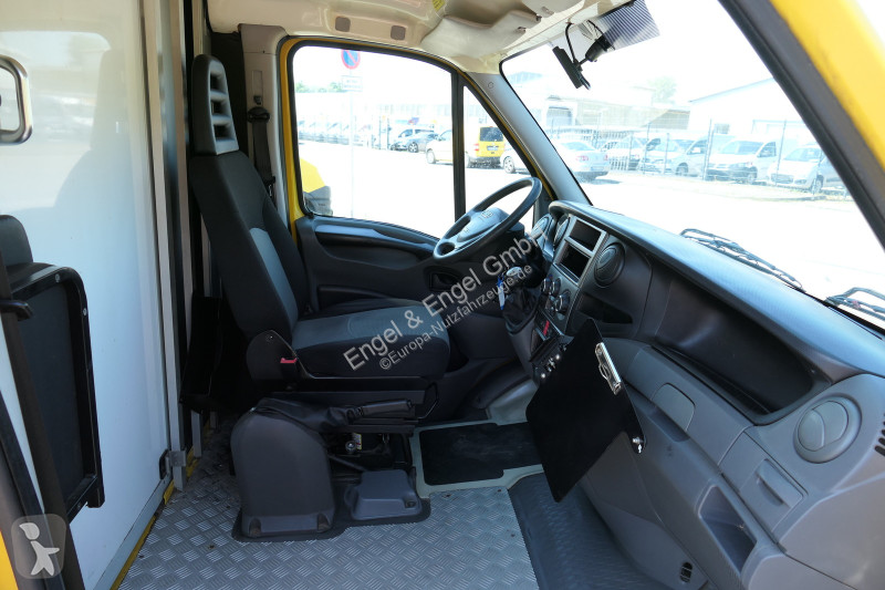 Veicolo commerciale Iveco Daily 35 S11 C30C...