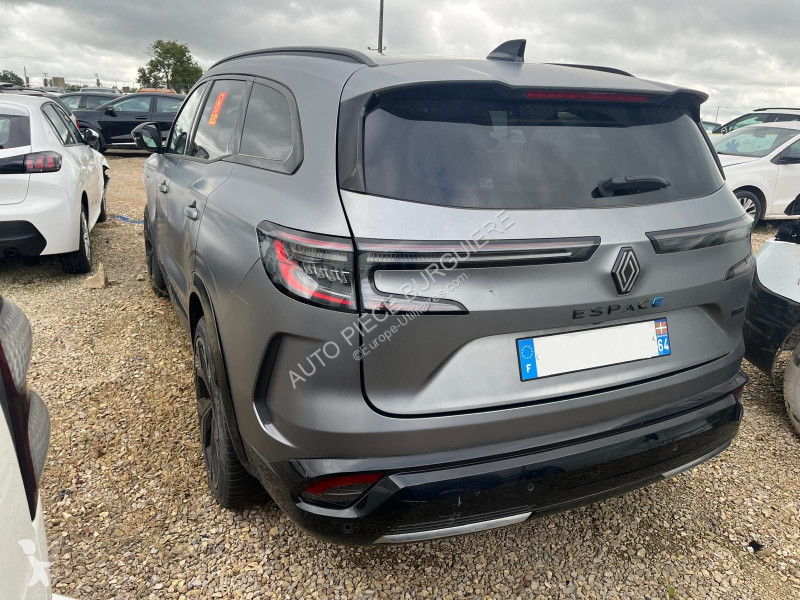 Véhicule utilitaire Renault VI 1.2 E-Tech 200...