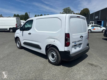 Furgoneta Peugeot nueva