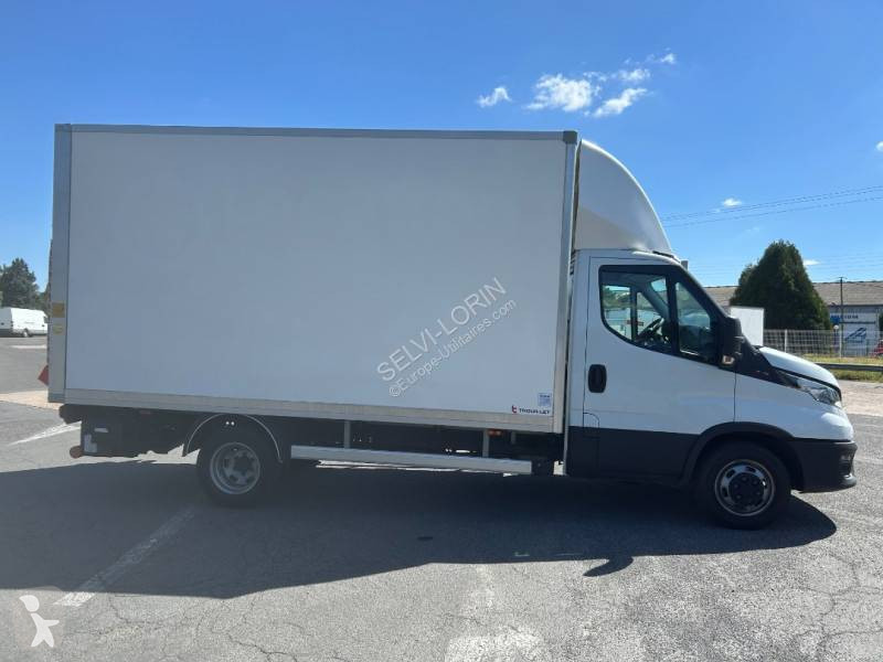 Samochód dostawczy Iveco