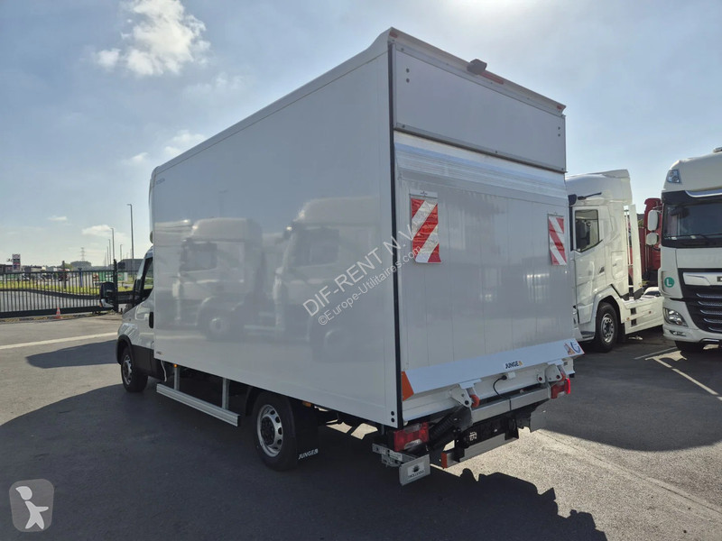Iveco 35 S 18 Transporter