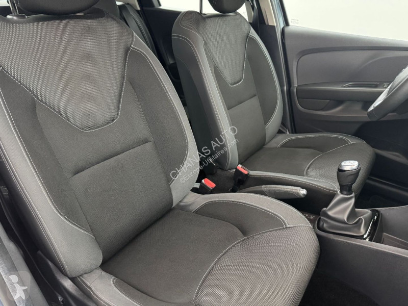عربة نفعية Renault Estate 0.9 TCe 90 Zen