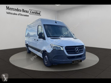 Fourgon Mercedes