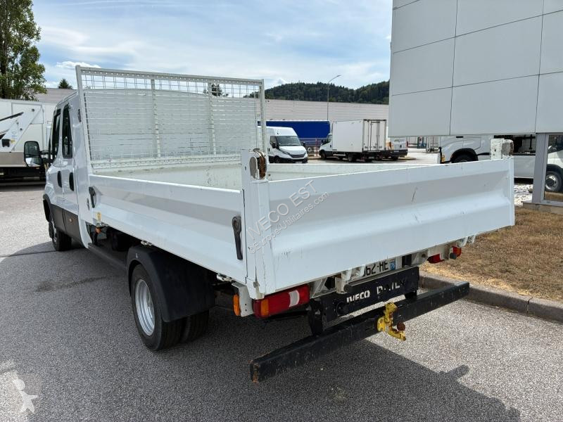 Véhicule utilitaire Iveco CCb 35C16H3.0 D 6 PL...