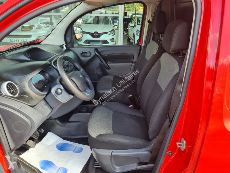 Véhicule utilitaire Renault KANGOO II EXPRESS...