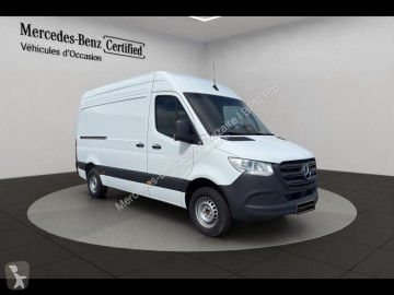 Fourgon Mercedes