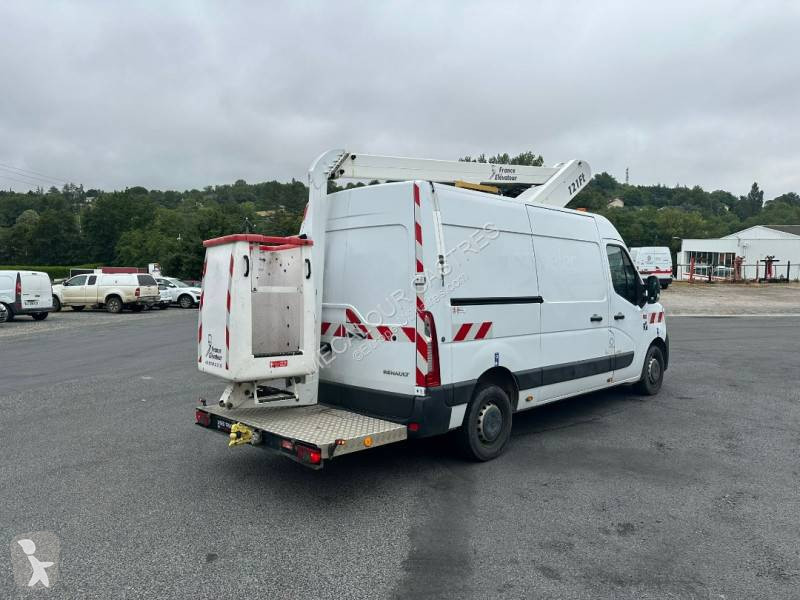 Samochód dostawczy Renault