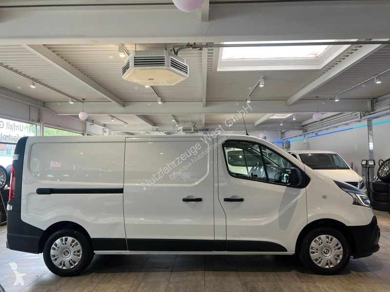 Furgoneta Renault 2,0 dCi L2-H1*Lang*Garantie*AHK*