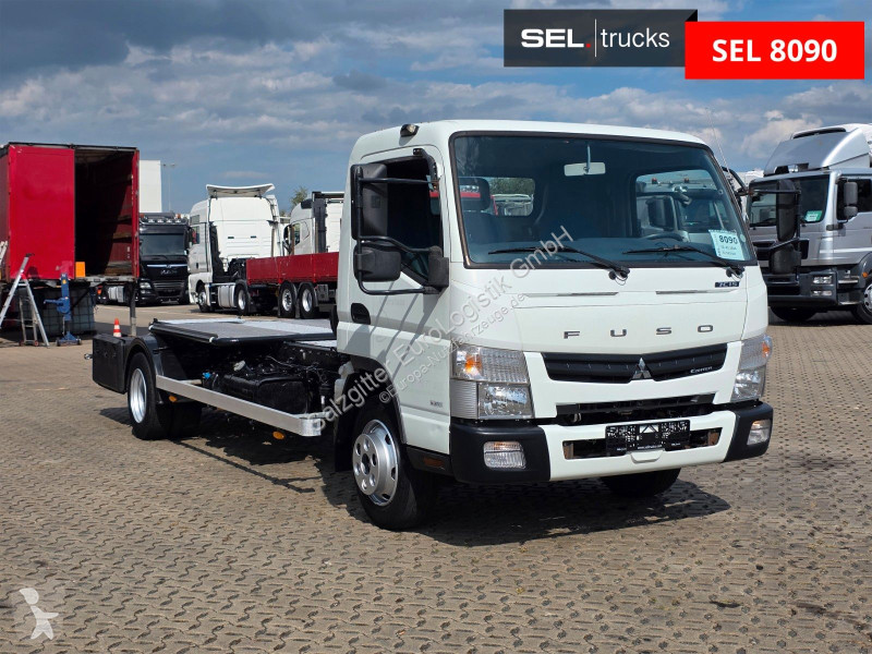 عربة نفعية Fuso 7C15