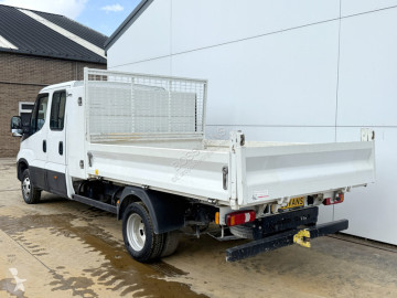 عربة نفعية قلابة Iveco