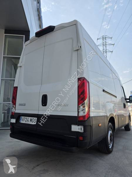 عربة نفعية Iveco