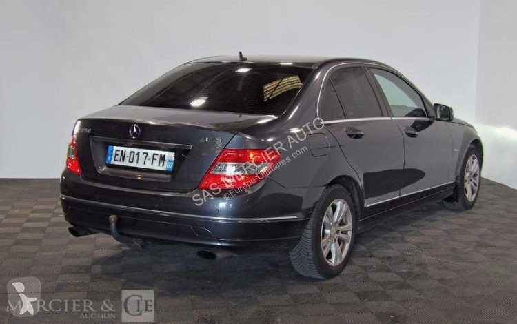 Furgoneta Mercedes