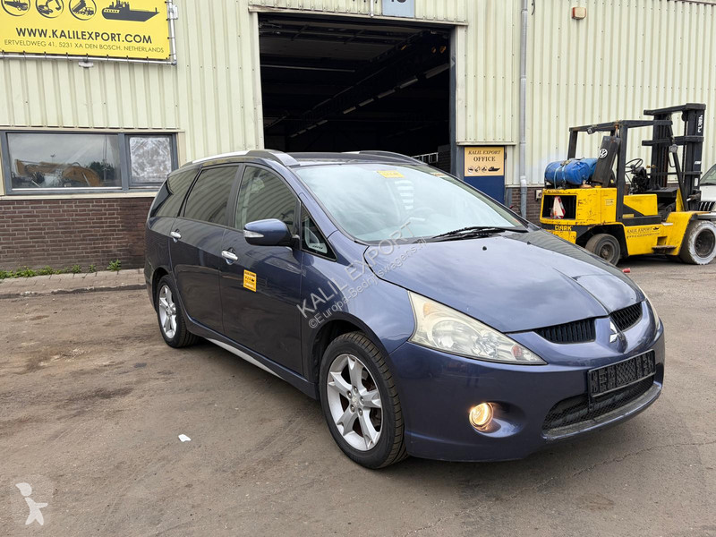 Furgoneta Mitsubishi MPV - Petrol - 7 Seats -...