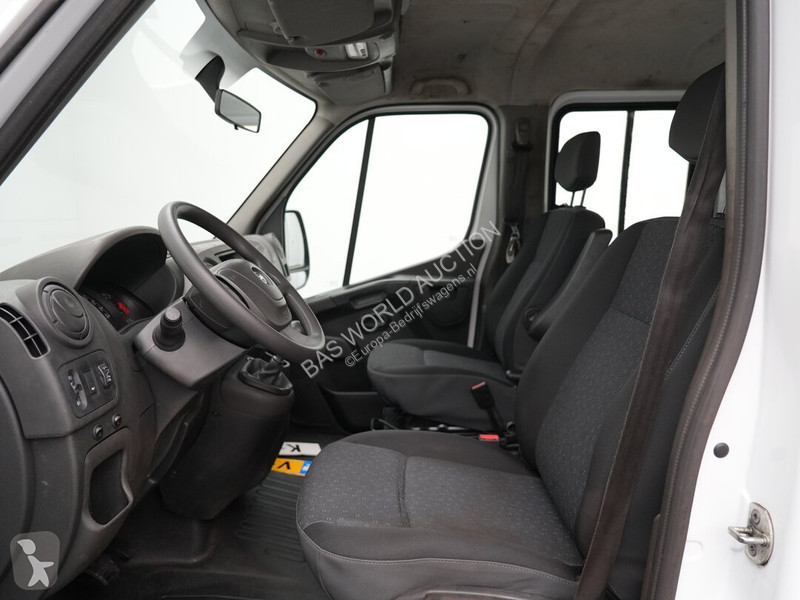 Véhicule utilitaire Opel 145PK