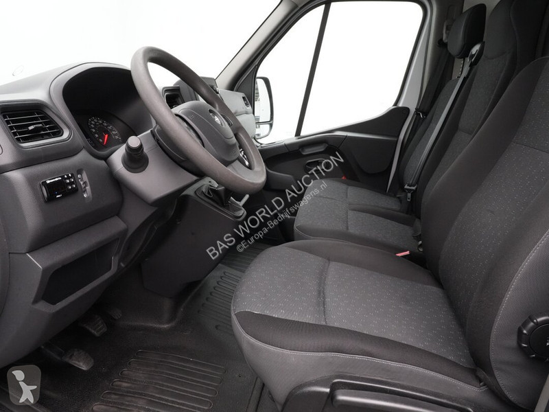 Véhicule utilitaire Opel 140PK