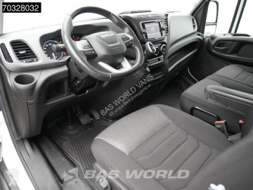 عربة نفعية مقفلة Iveco
