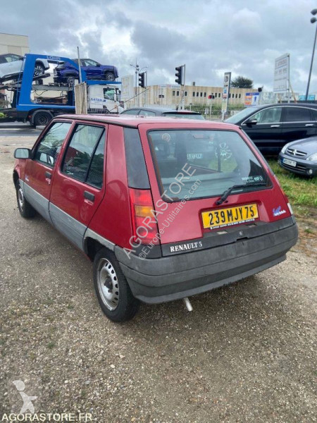 Furgoneta Renault R5