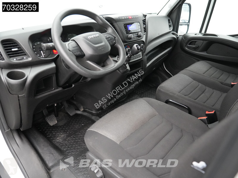 Лекотоварен автомобил Iveco 35C16 3.0L Laadklep...