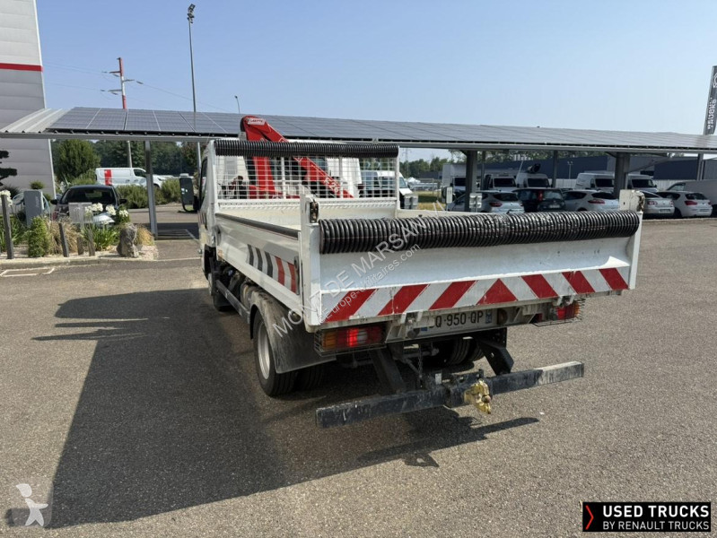 عربة نفعية Mitsubishi