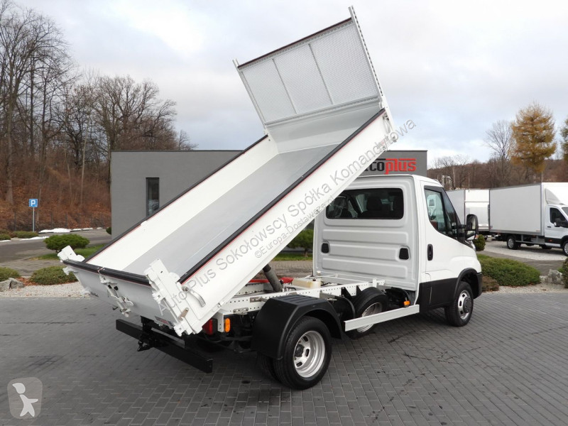 Furgoneta Iveco 35C18 DAILY