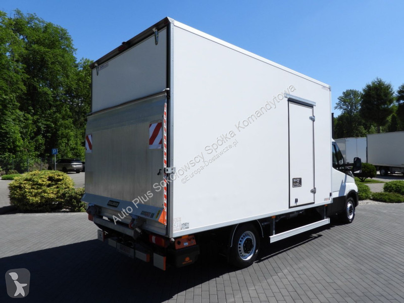 Furgoneta Iveco 35S18 DAILY