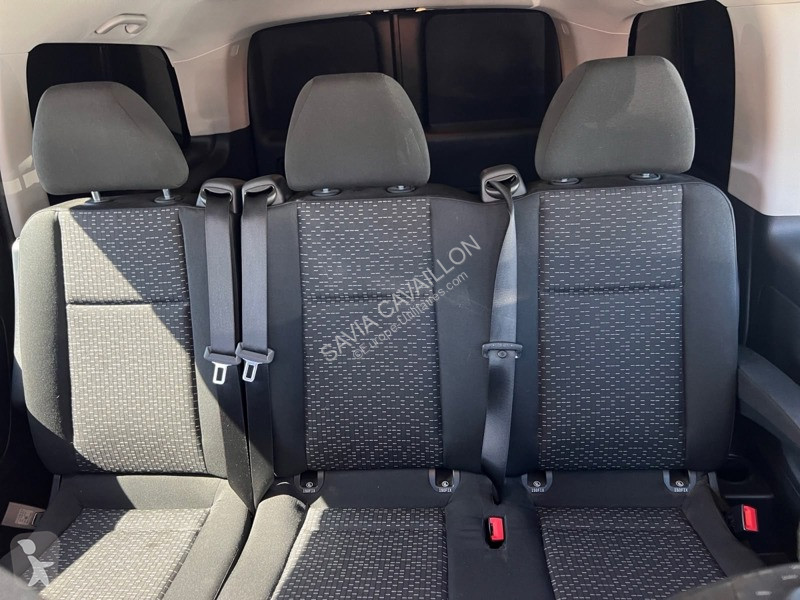 Samochód dostawczy Mercedes 119 CDI 4x4 Mixto...