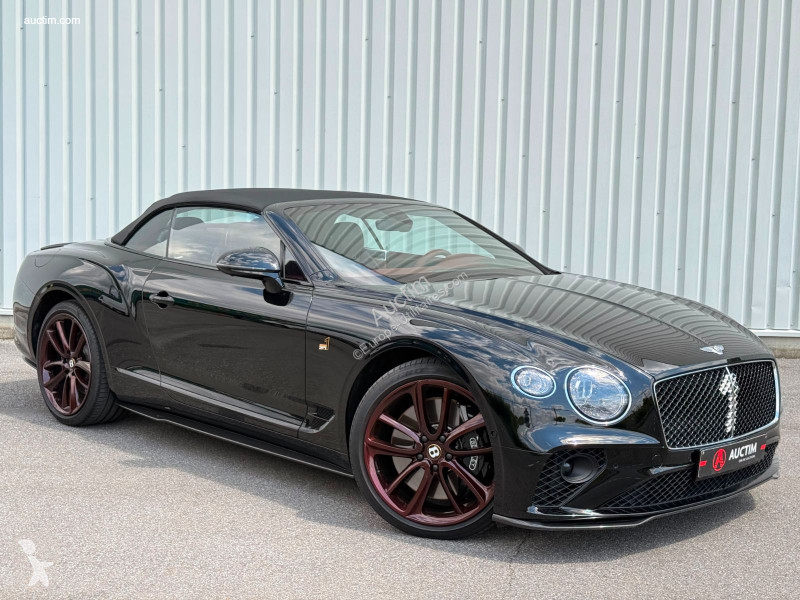 Samochód dostawczy Bentley continental gt...