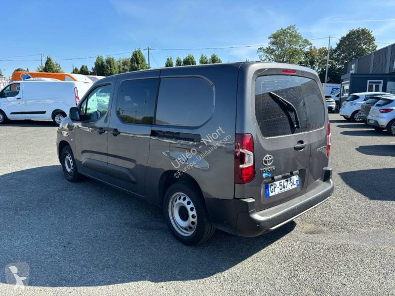Véhicule utilitaire Peugeot