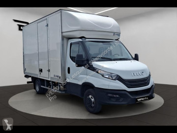 Con volquete Iveco
