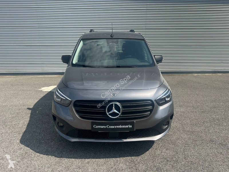 Furgoneta Mercedes W420/e