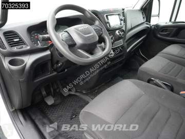 Nyttobil med flak Iveco