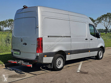 Caja cerrada Mercedes