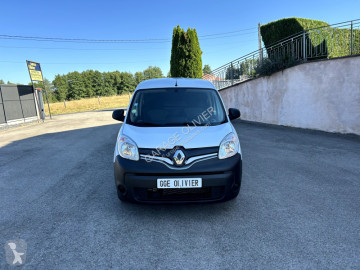 عربة نفعية مقفلة Renault